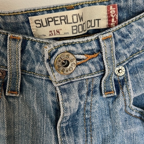 Levis 518 superlow bootcut distress size 1M light denim - Picture 3 of 7